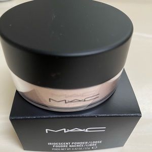 MAC Silver dusk iridescent powder NEW